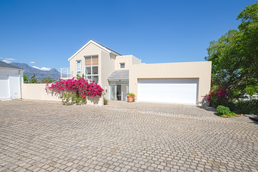 3 Bedroom Property for Sale in Erinvale Golf Estate Western Cape